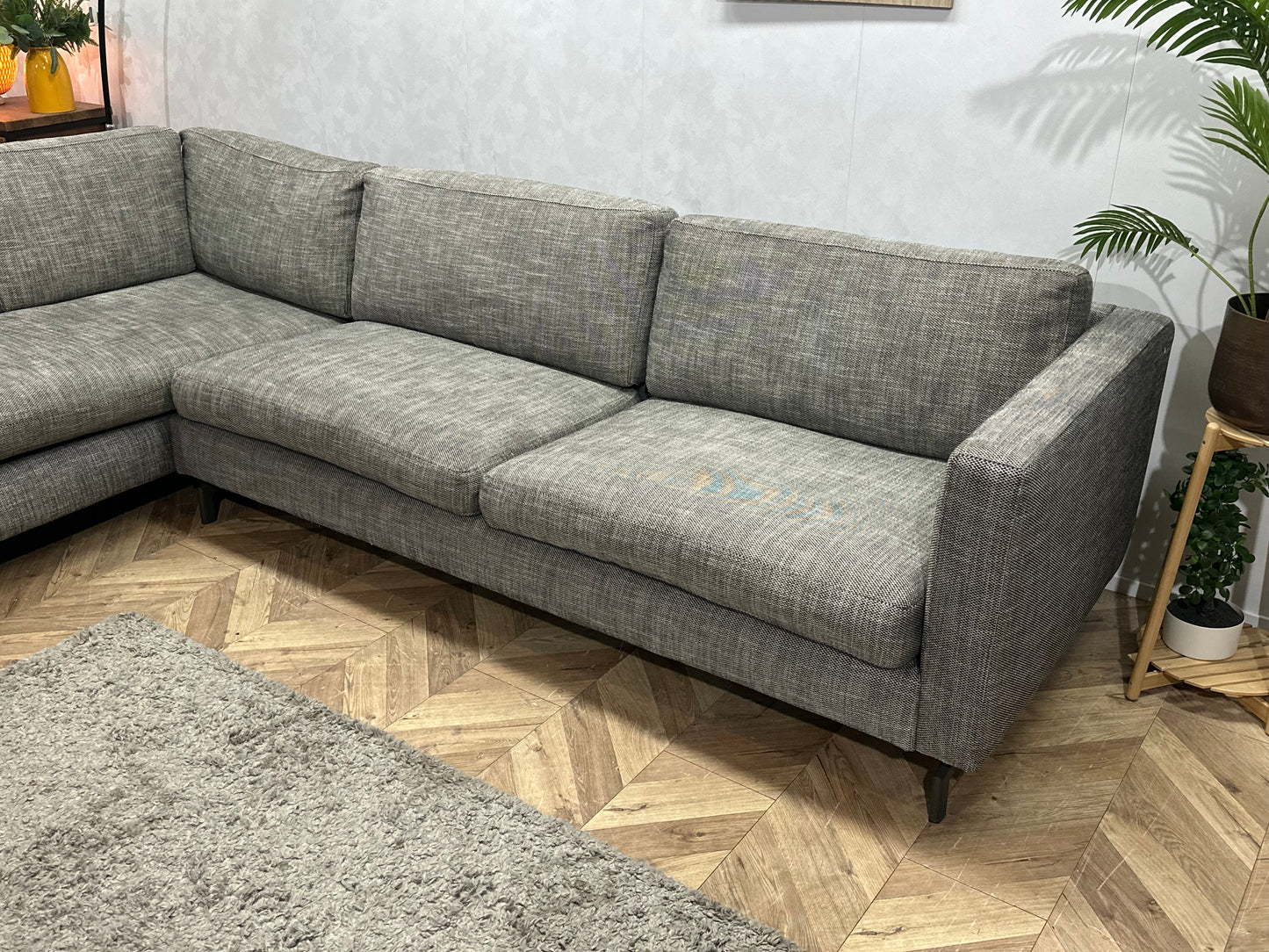 Grijze Hoekbank ~ Losse Kussens Met Afneembare Hoezen