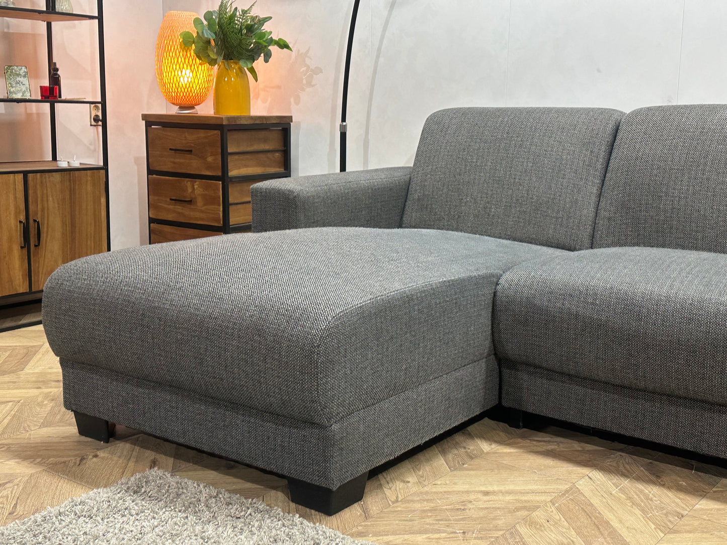 Grijze U Bank ~ Vaste Kussens