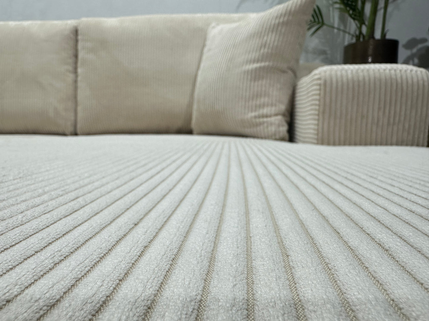 !Showroommodel! Witte/Crème Ribstof Hoekbank