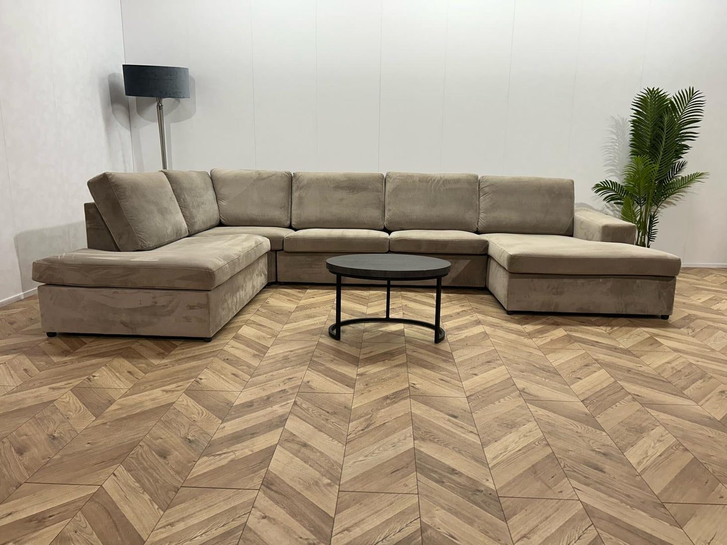 Beige Velvet U Bank ~ Losse Kussens Met Afneembare Hoezen