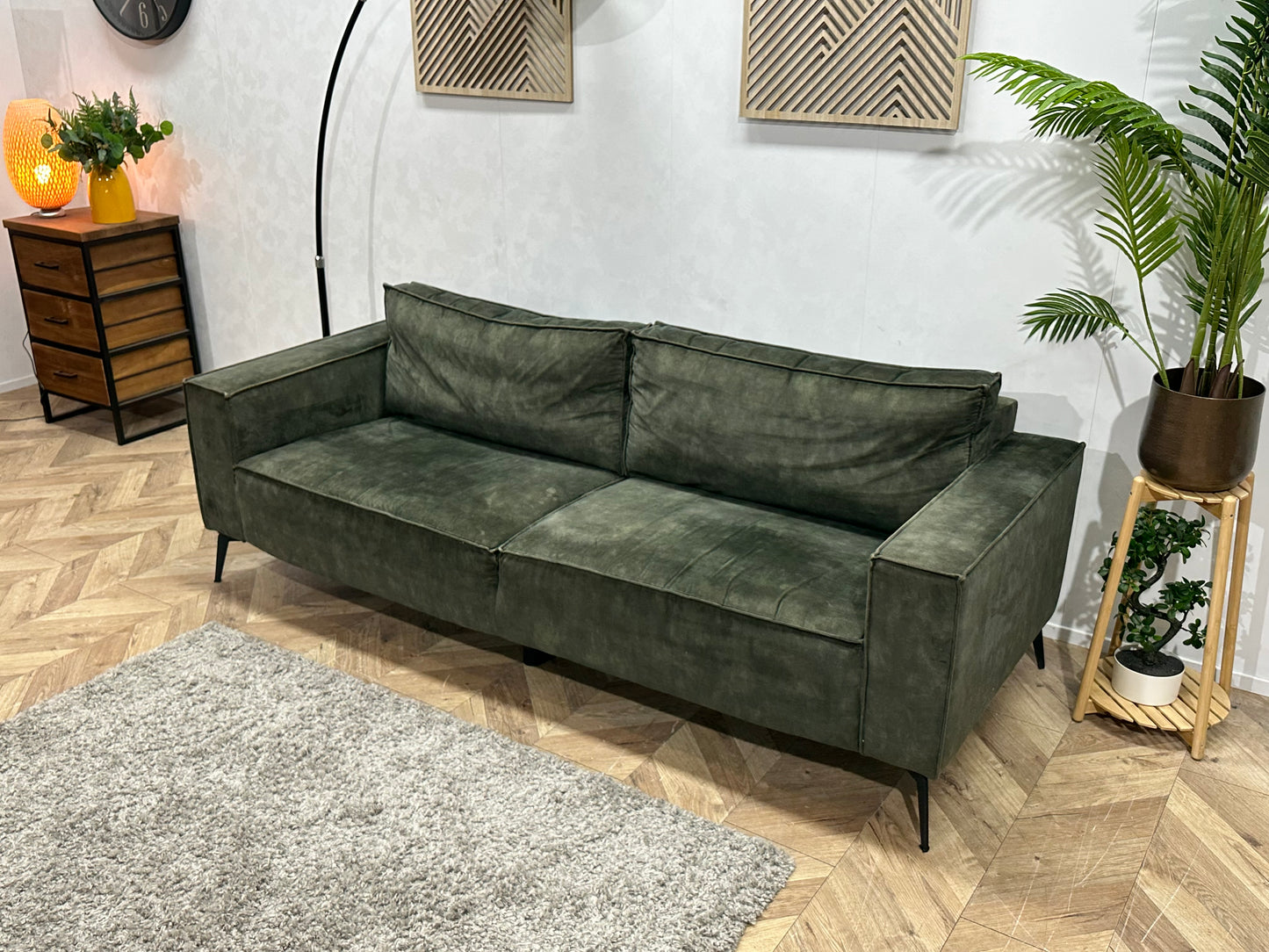 Groene Velvet 2.5-Zits Bank Inc Hocker ~ Losse Rugkussens Met Afneembare Hoezen