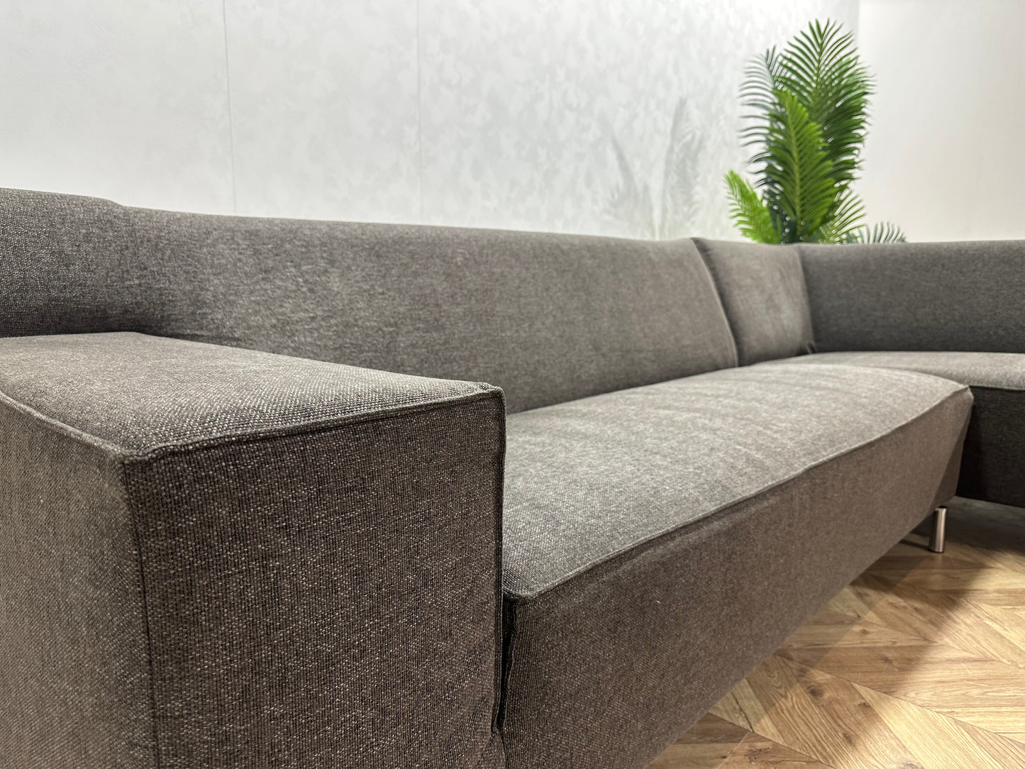 Grijze Design Hoekbank ~ Vaste Kussens