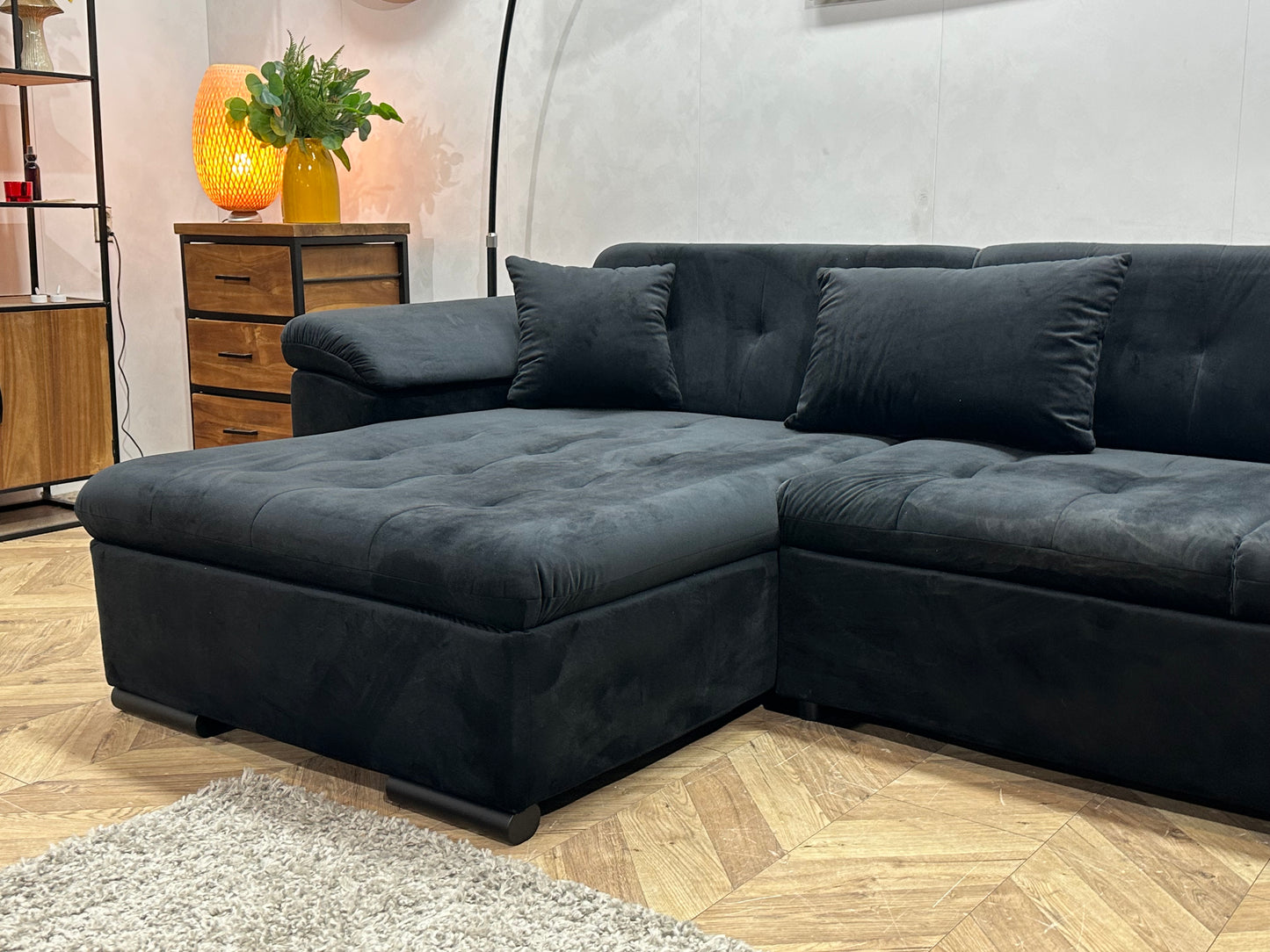 !Showroommodel! Zwarte Velvet U Bank