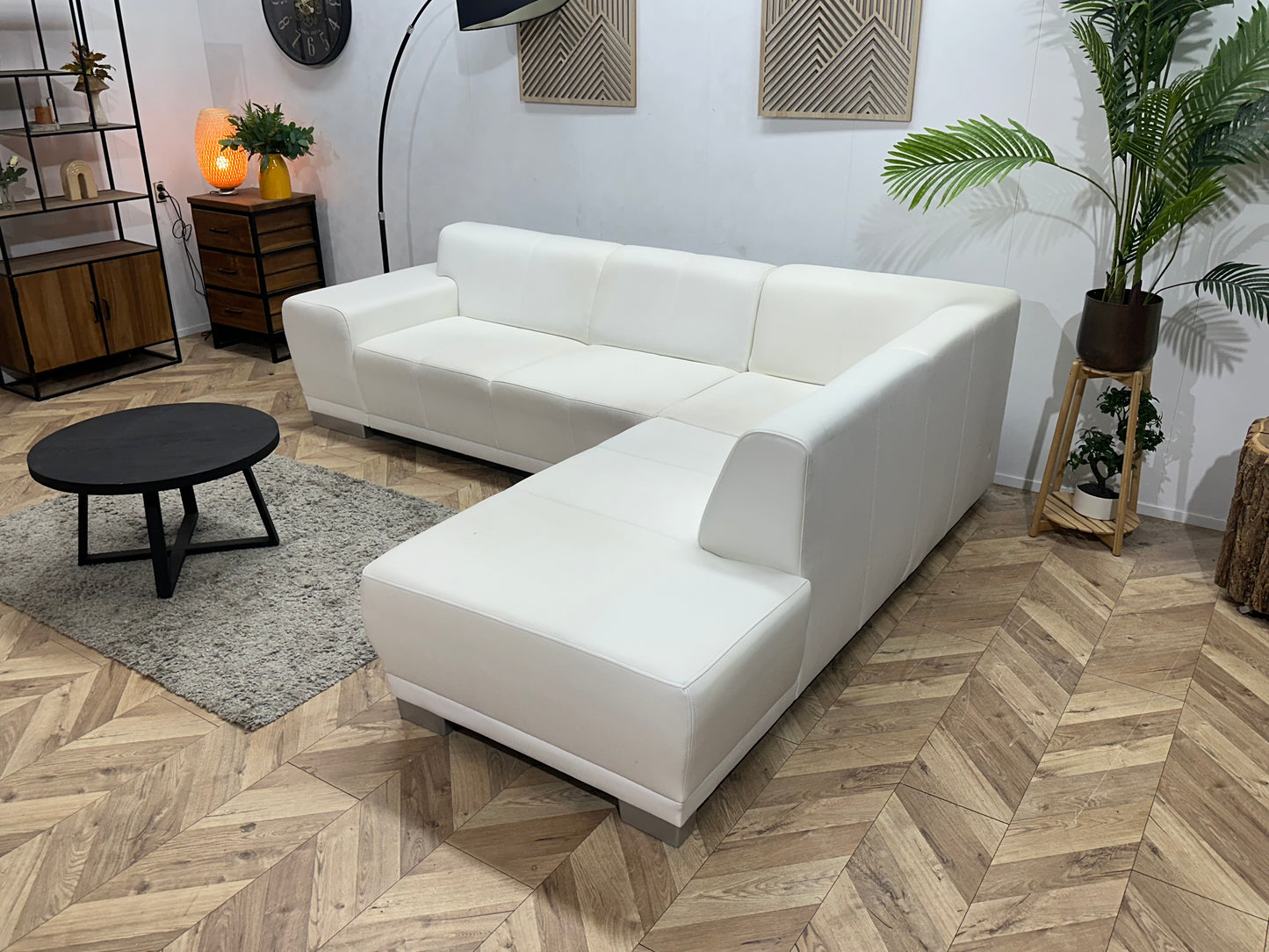 Witte Leather Look Hoekbank ~ Vaste Kussens