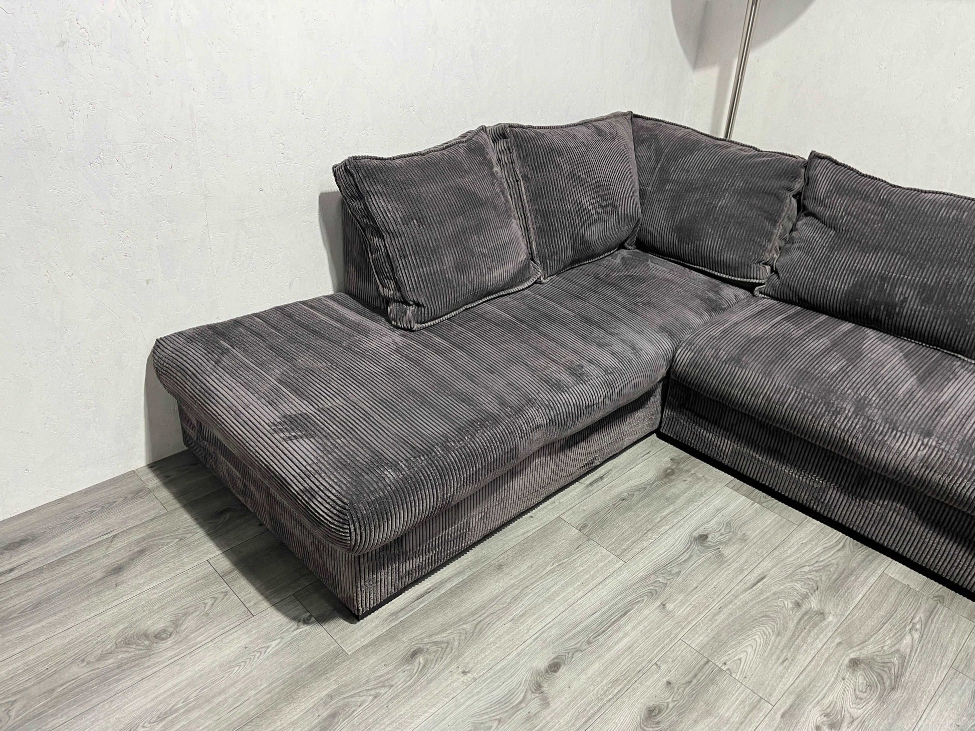 Antraciet Ribstof U Bank ~ Nieuwstaat