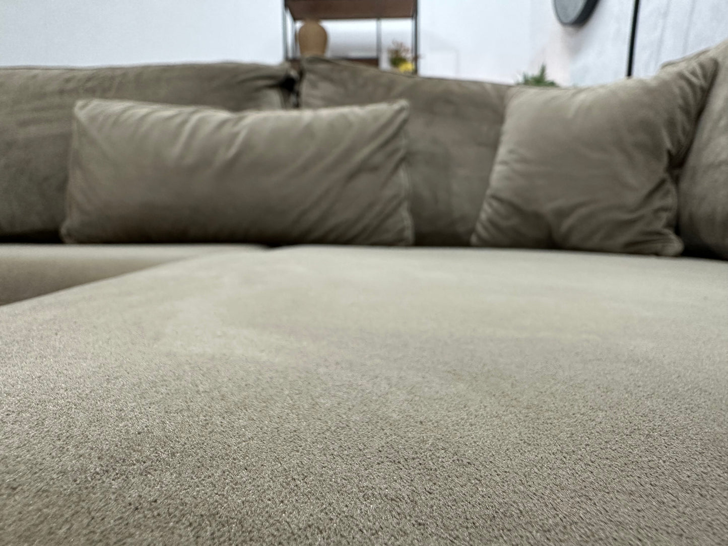 Licht Bruine Velvet Hoekbank ~ Losse Kussens Met Afneembare Hoezen