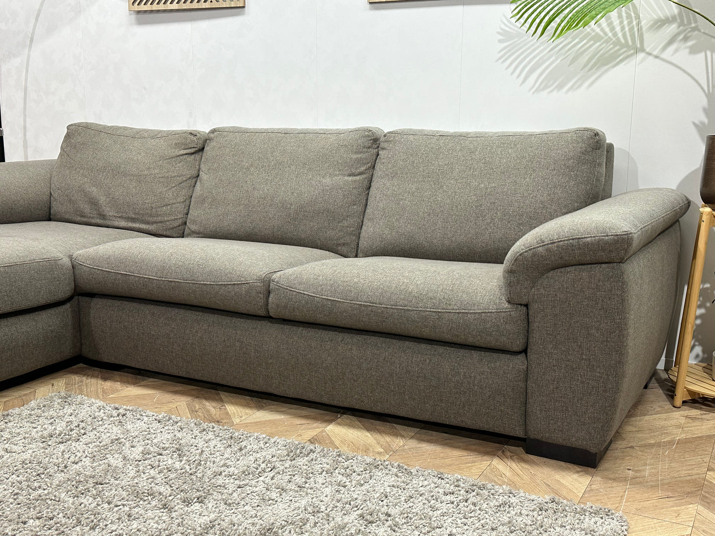 Grijze Hoekbank ~ Vaste Kussens