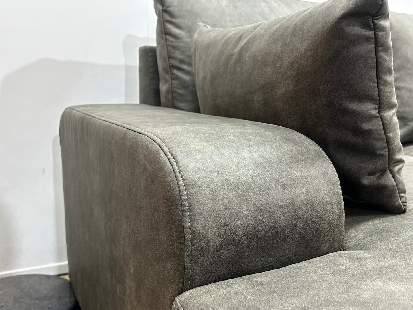!Showroommodel! Antraciet Suède Stoffen U Bank
