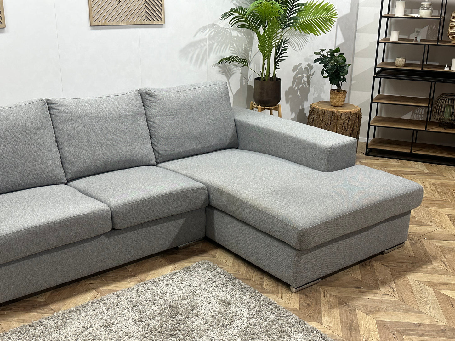 Licht Grijze Hoekbank ~ Losse Kussens Met Afneembare Hoezen