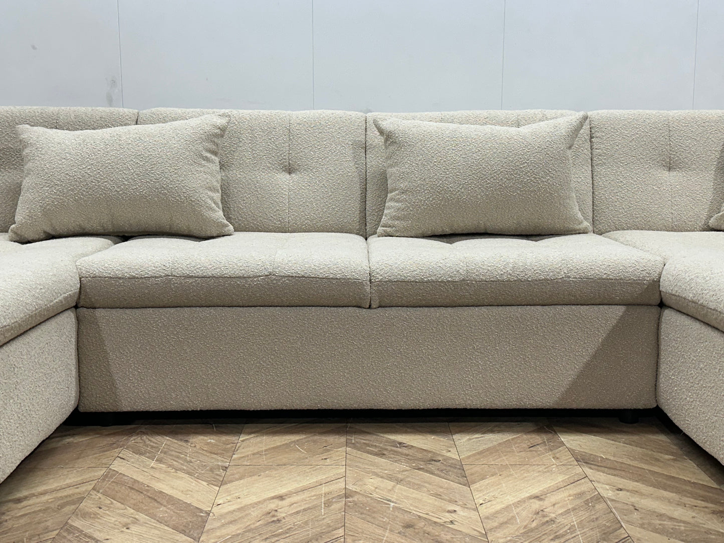 !Showroommodel! Witte Bouclé U Bank