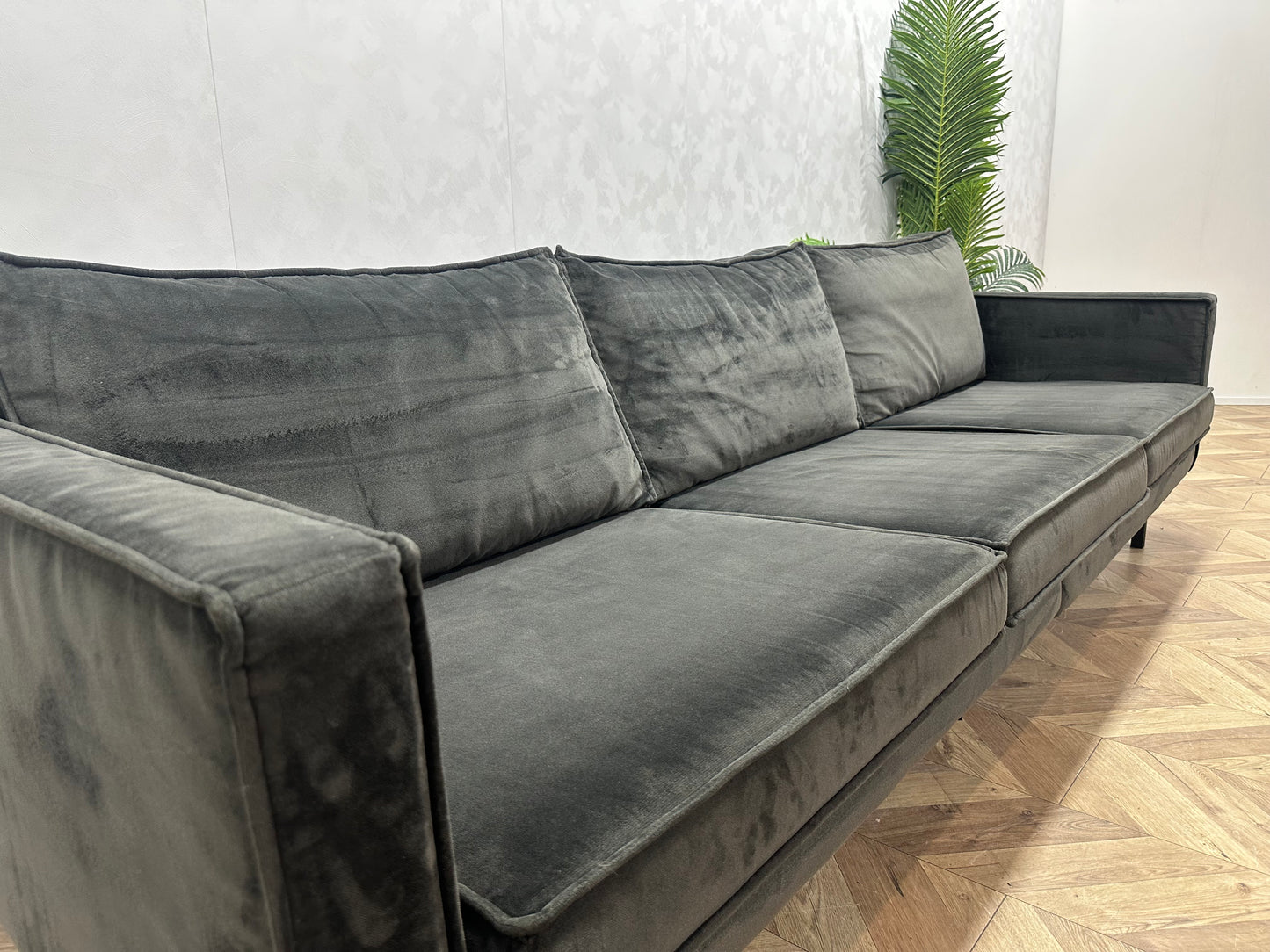 Antraciet Velvet 3-Zits Bank ~ Nieuwstaat
