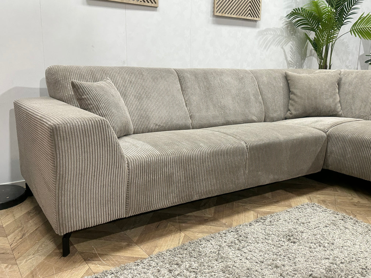 !Showroommodel! Licht Bruine Ribstof Hoekbank