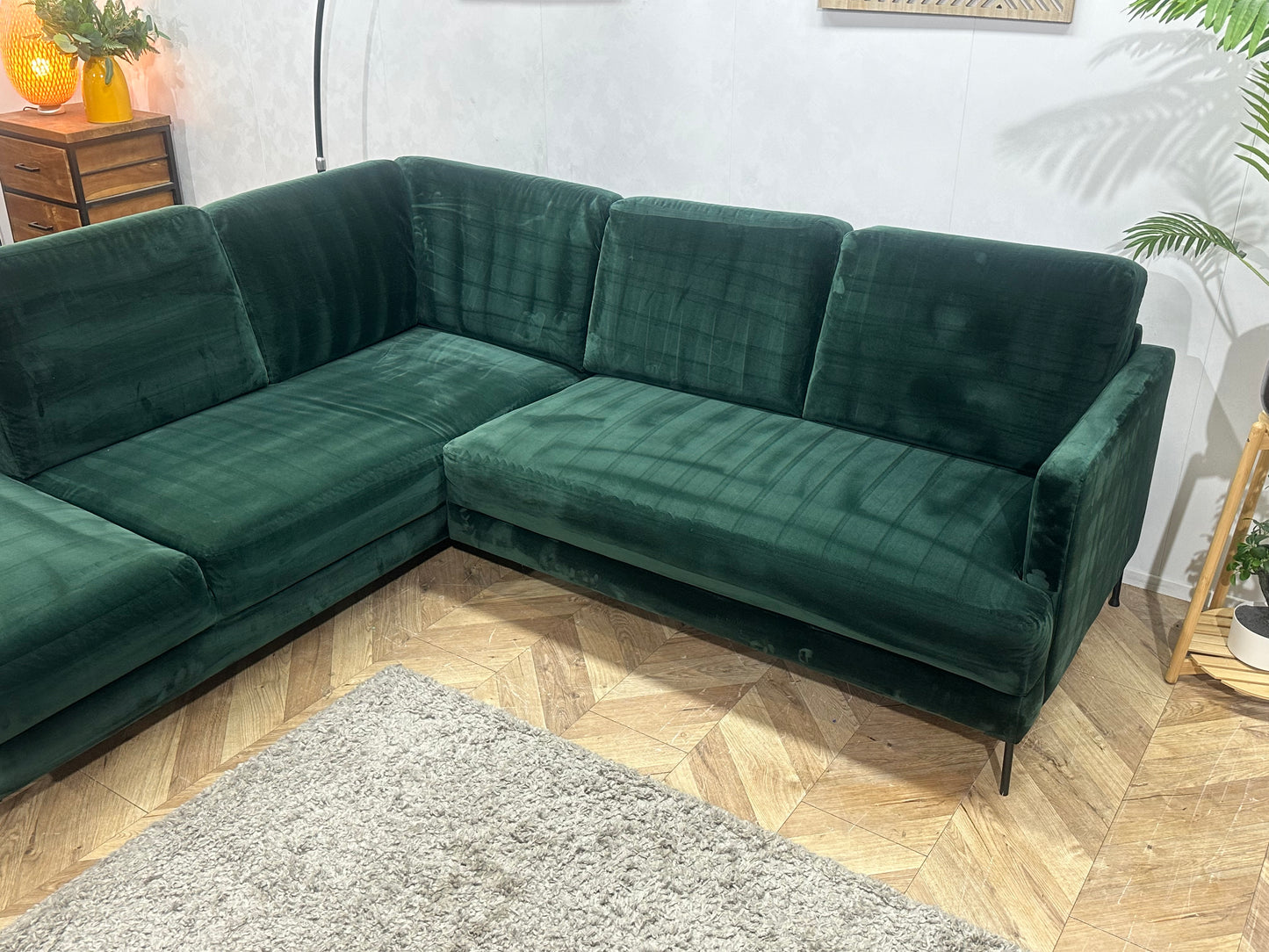 Groene Velvet Hoekbank ~ Losse Rugkussens Met Afneembare Hoezen