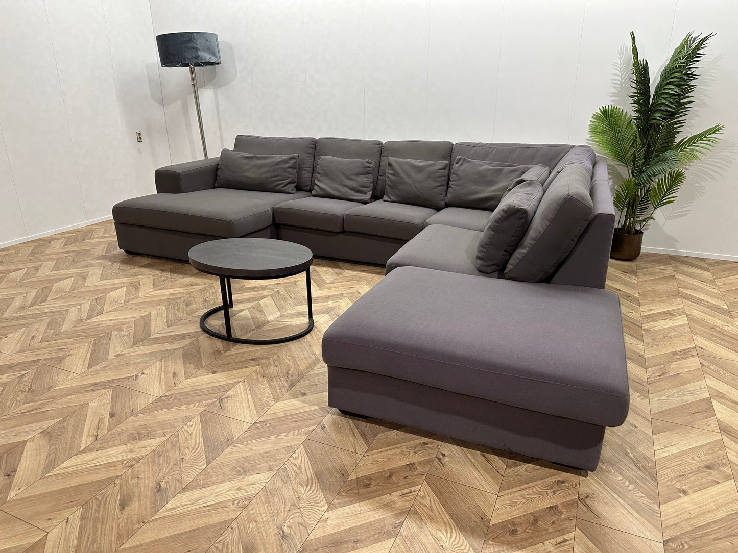 Ruime Grijze U Bank ~ Losse Kussens Met Afneembare Hoezen