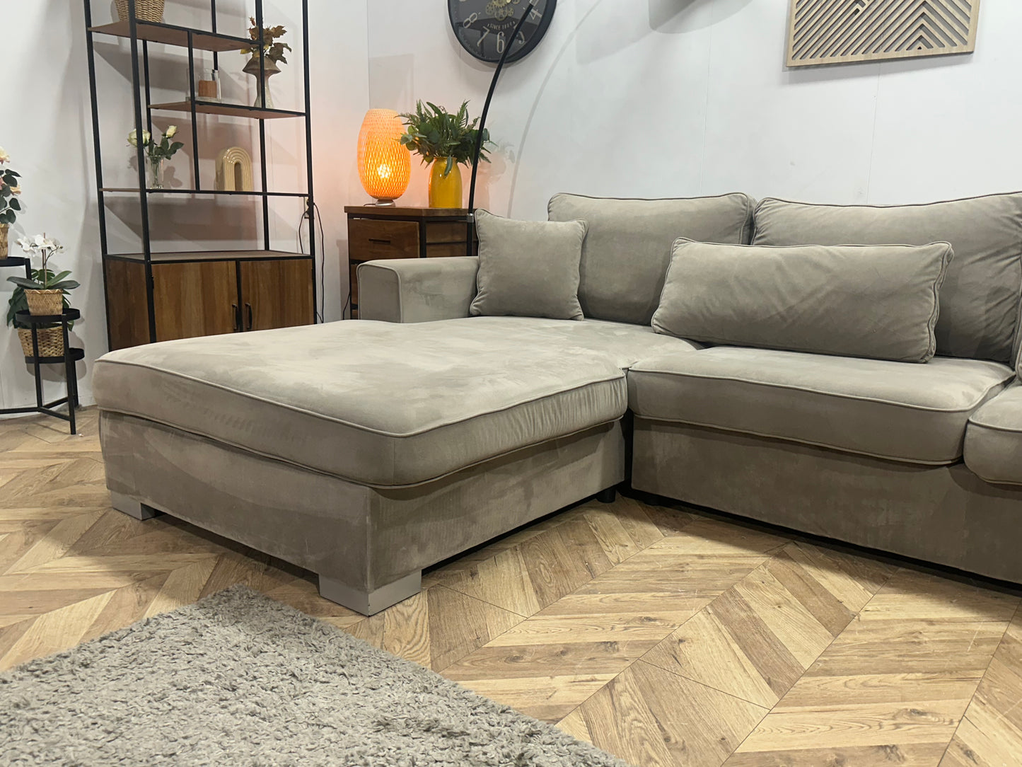 Beige Velvet U Bank ~ Losse Kussens Met Afneembare Hoezen