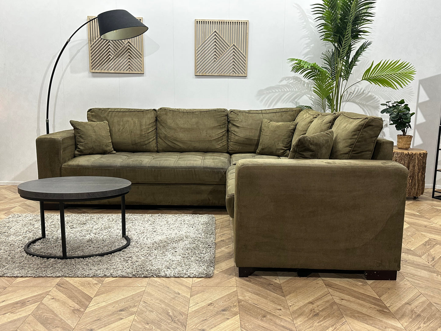 Donker Groene Suède Stoffen Hoekbank ~ Losse Rugkussens Met Afneembare Hoezen