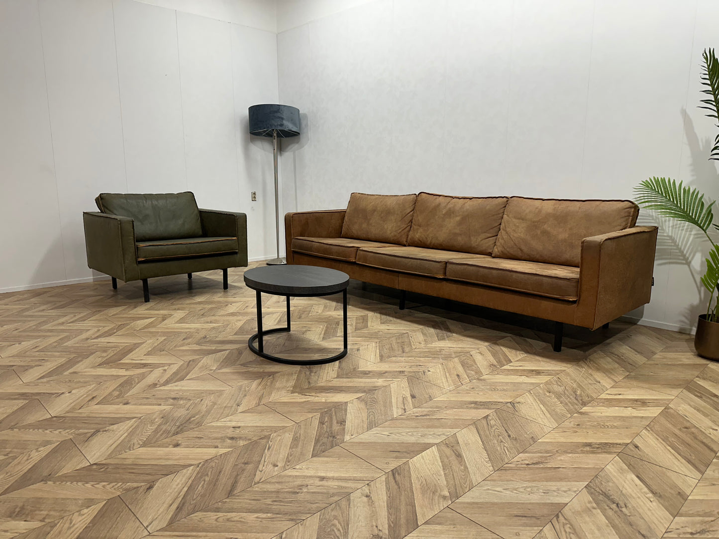 Be Pure Cognac Bruine 3-Zits Bank Inc. Groene Fauteuil - Losse Kussens