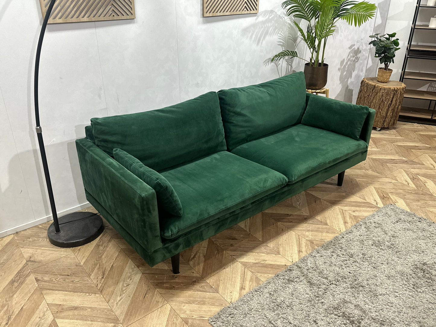 Groene Velvet 2.5-Zits Bank ~ Losse Kussens Met Afneembare Hoezen