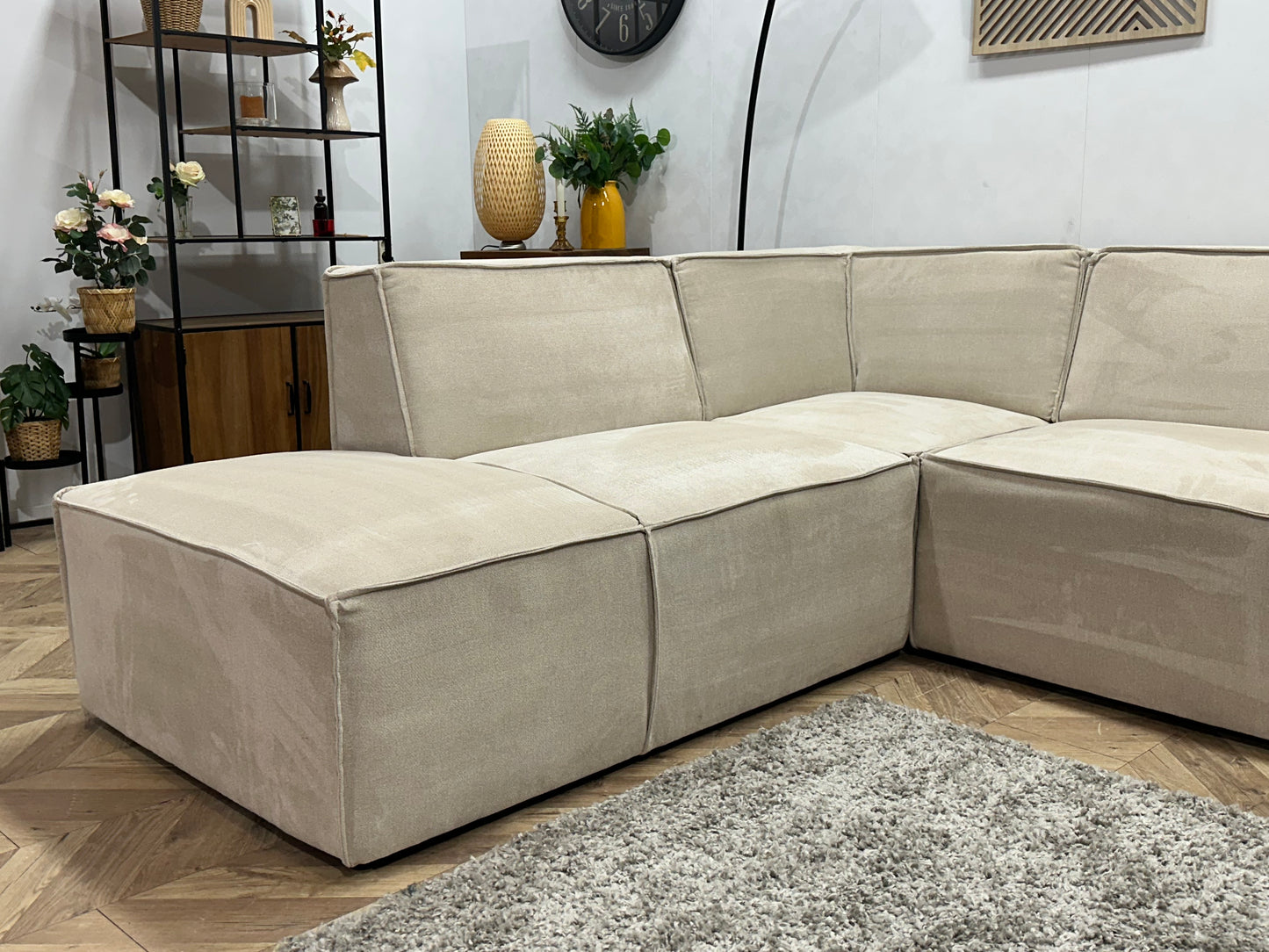 !Showroommodel! Crème Suède Stoffen Hoekbank