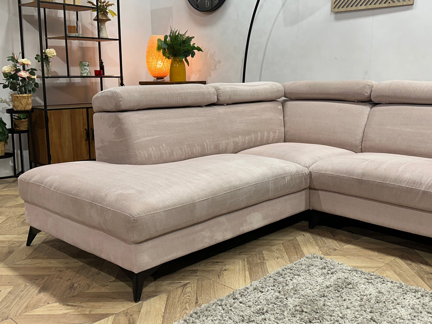 Roze Suede Stoffen Hoekbank ~ Verstelbare Hoofdsteunen