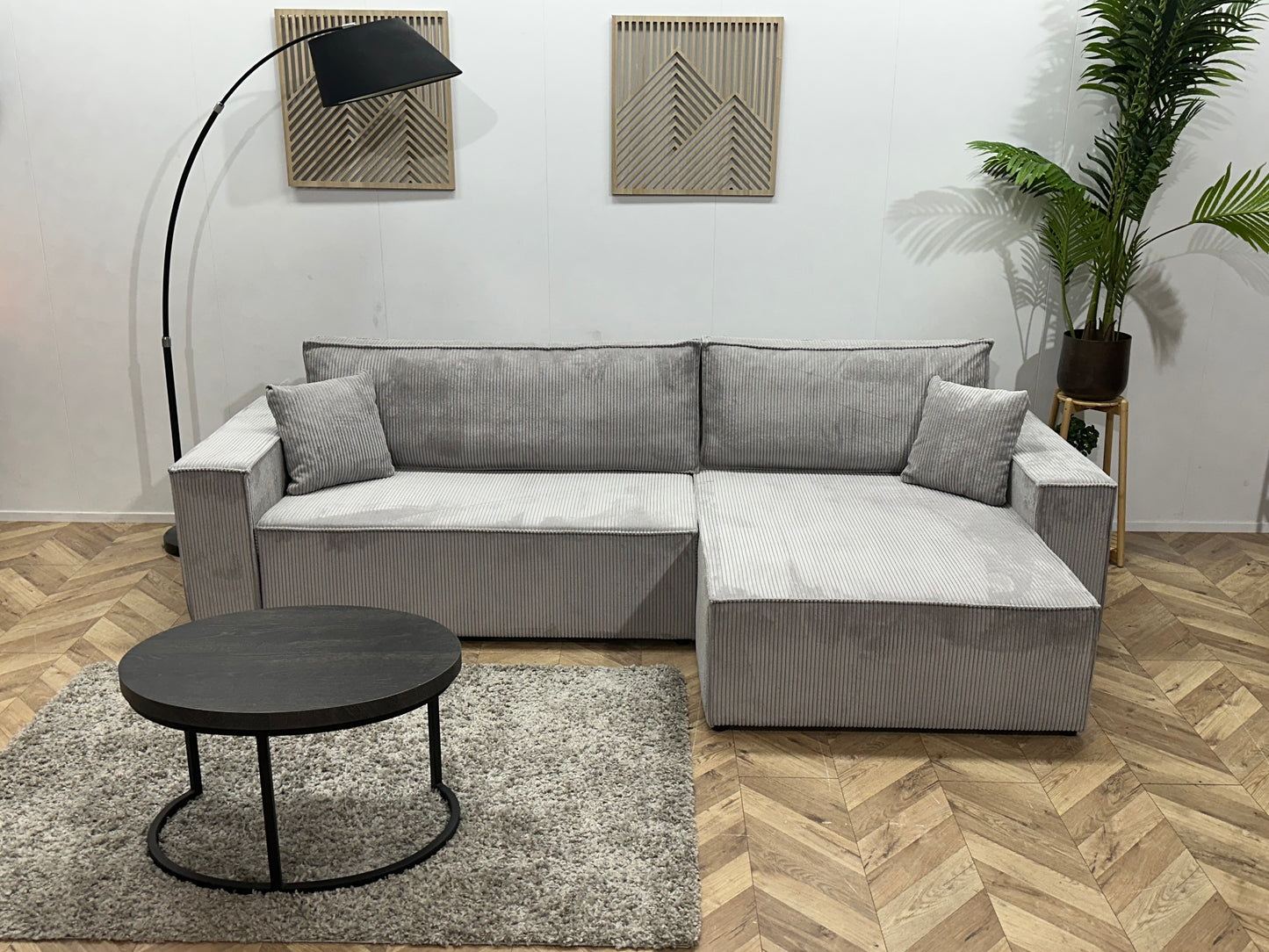 !Showroommodel! Licht Grijze Ribstof Hoekbank