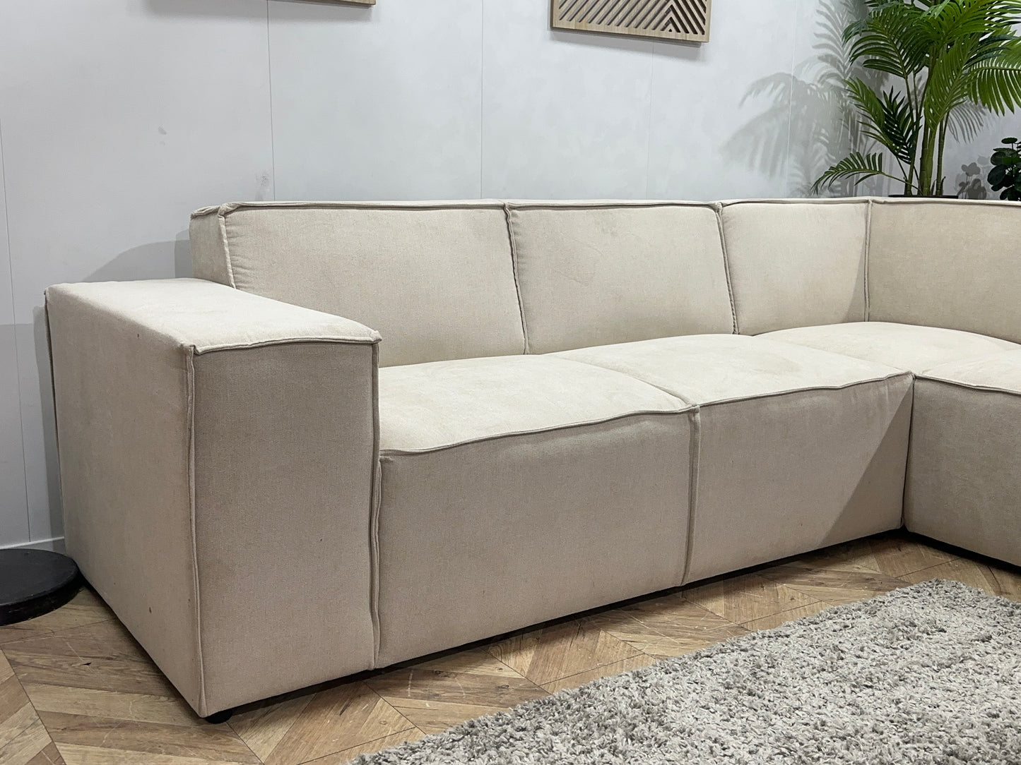 !Showroommodel! Crème Suède Stoffen Hoekbank