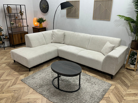 !Showroommodel! Witte Bouclé Stoffen Hoekbank