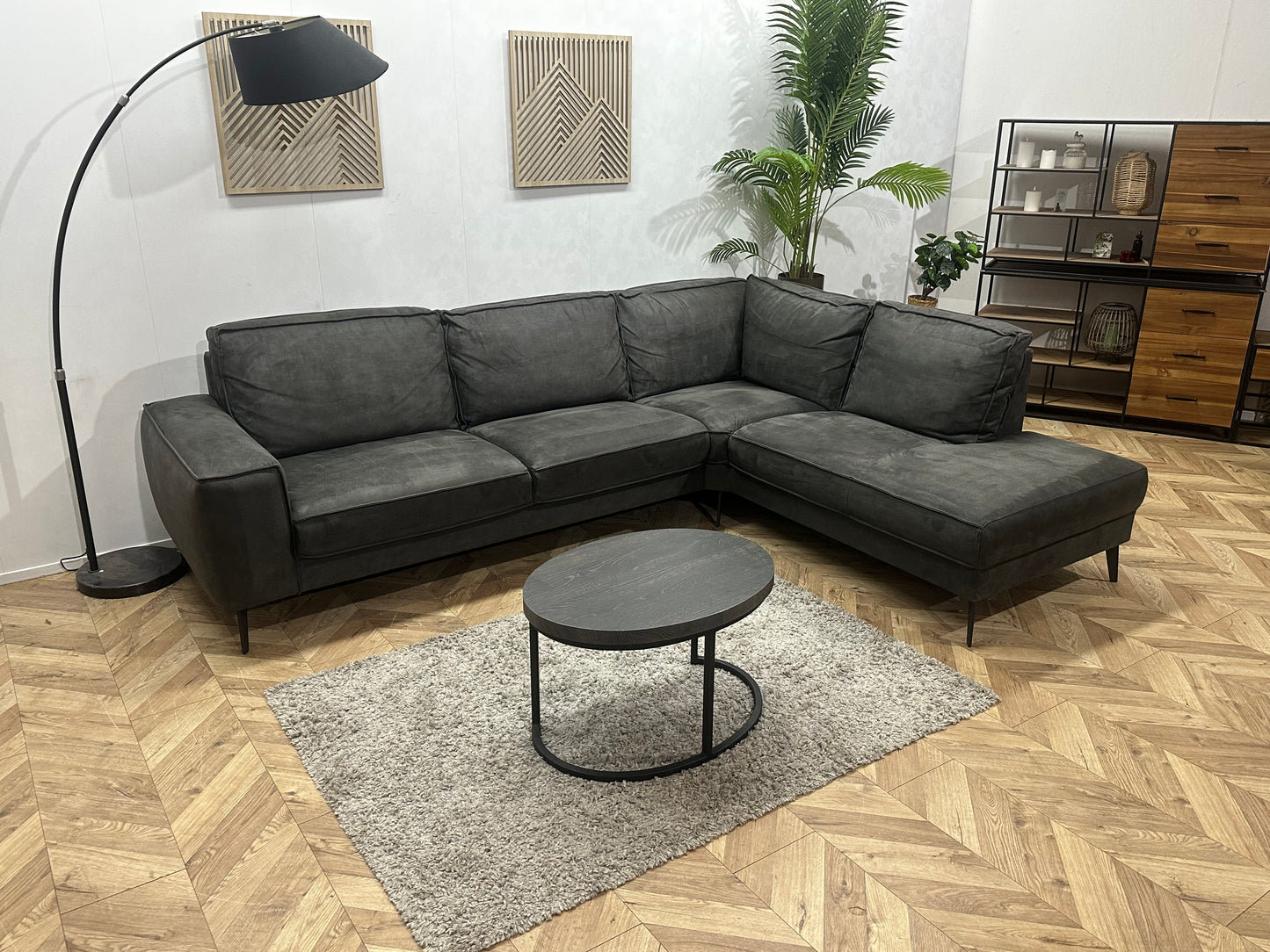 Antraciet Suède Stoffen Hoekbank ~ Losse Rugkussens Met Afneembare Hoezen