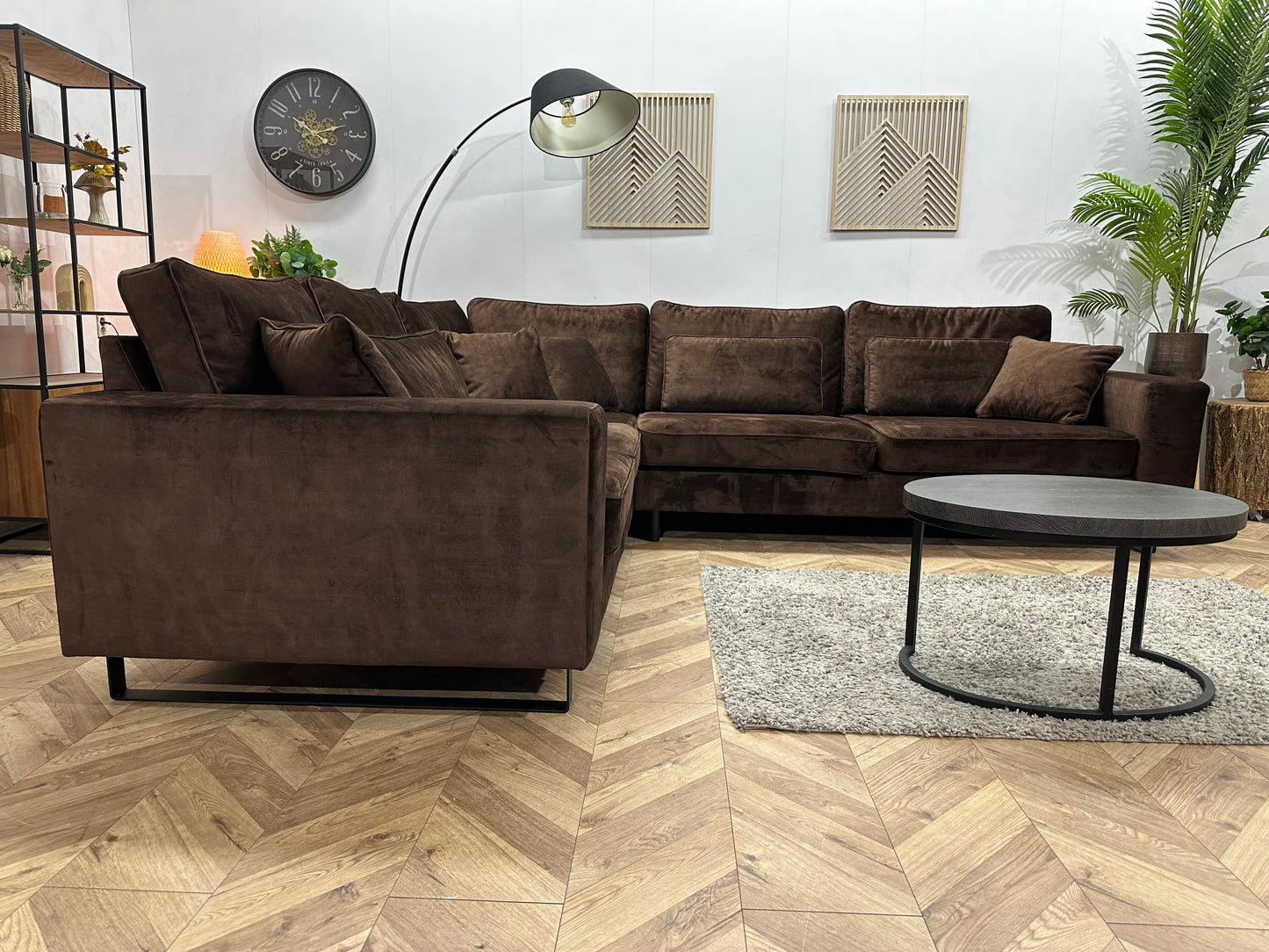 Bruine Velvet Hoekbank ~ Losse Kussens Met Afneembare Hoezen