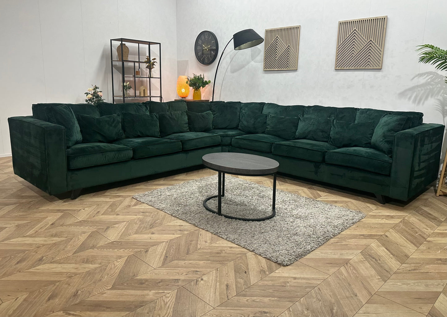 Groene Velvet Ruime Hoekbank ~ Losse Kussens Met Afneembare Hoezen