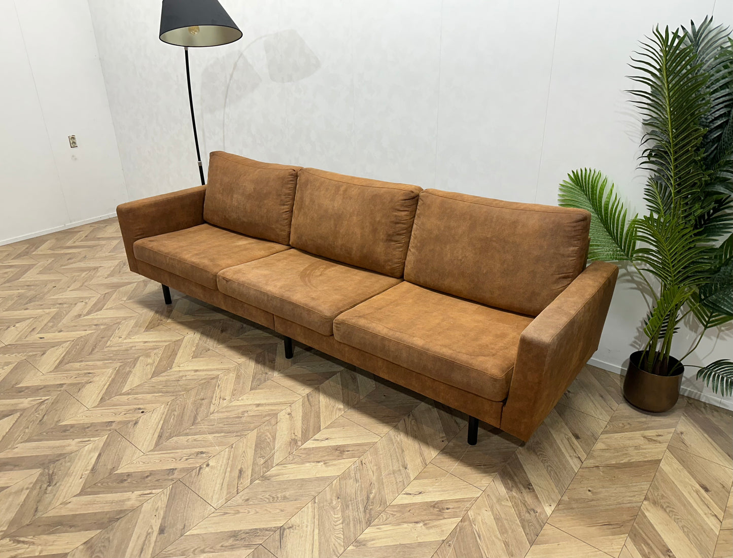 Cognac Bruine Suède Lederen 3-Zits Bank ~ Losse Kussens Met Afneembare Hoezen