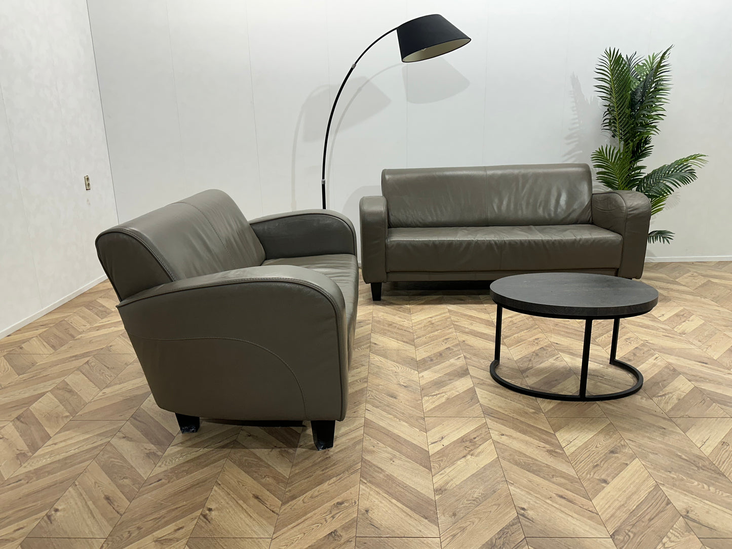 Grijze Echt Lederen Banken Set ~ Vaste Kussens