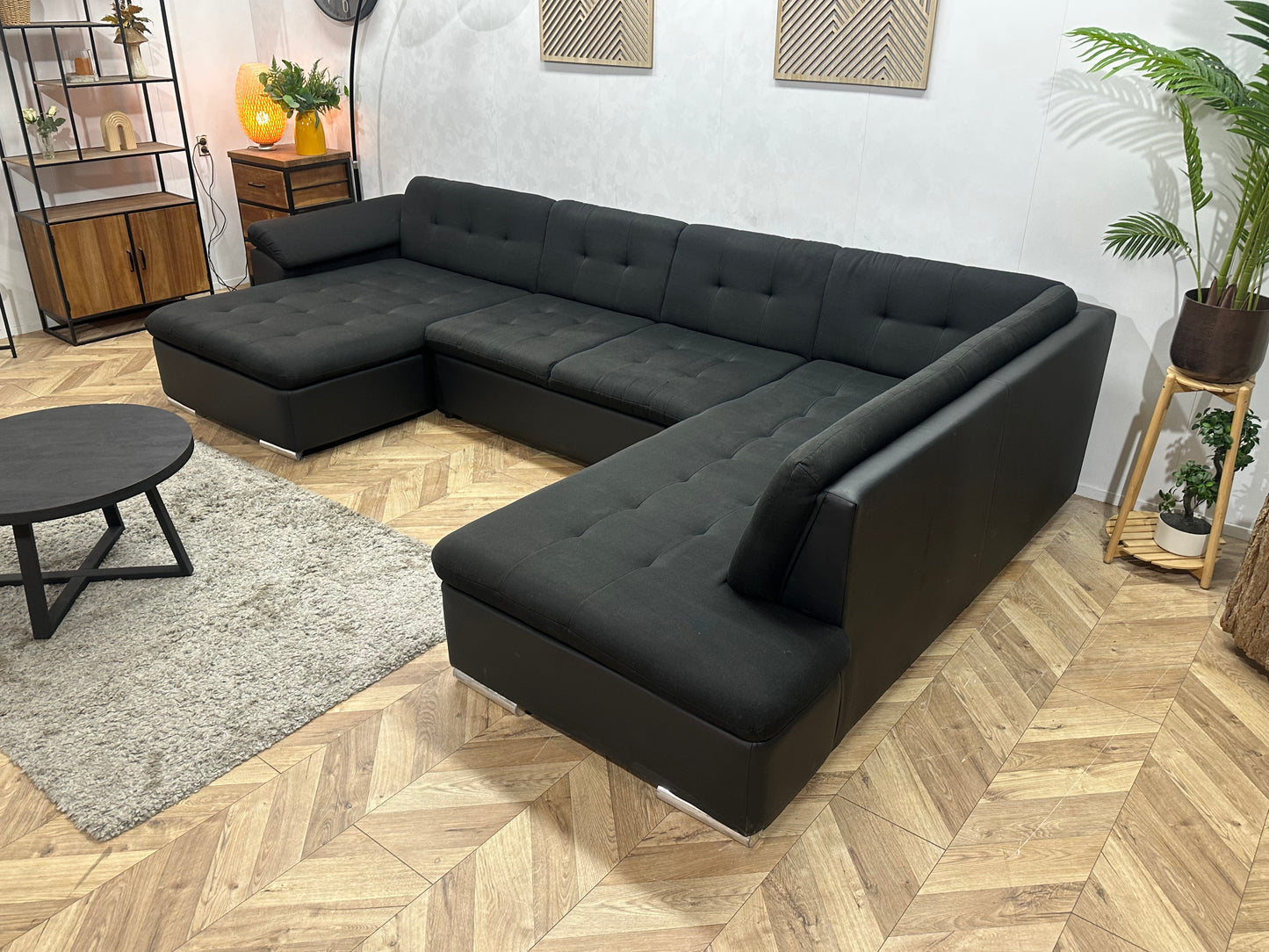 !Showroommodel! Zwarte Stoffen/Lederen U Bank