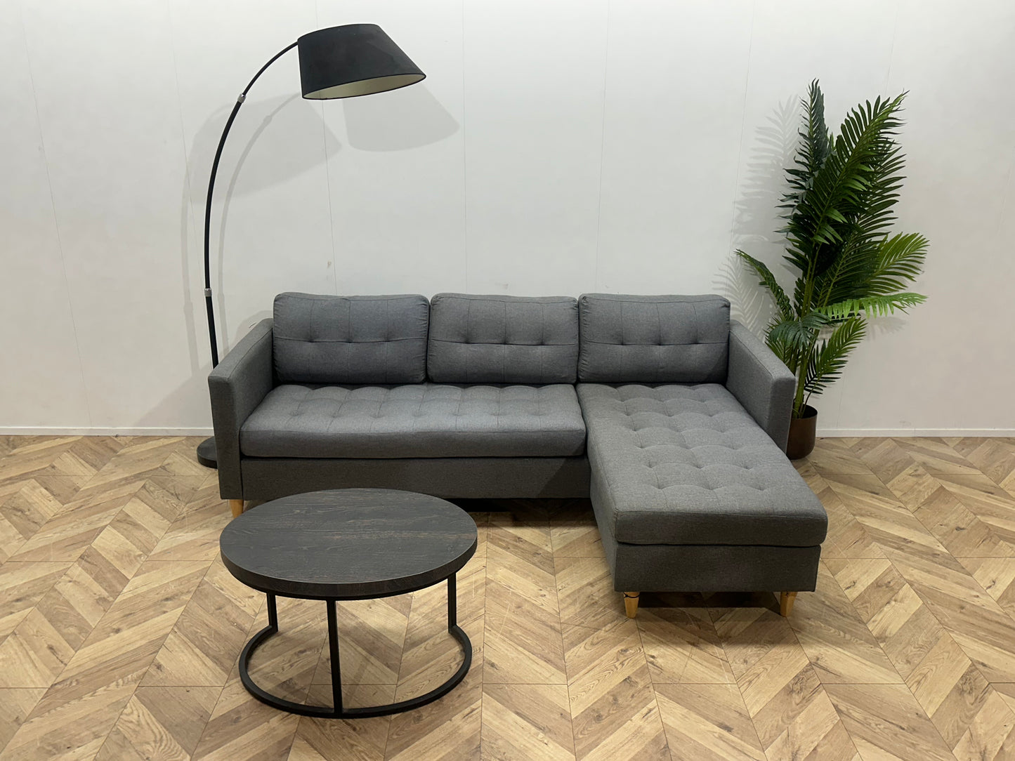 Grijze Hoekbank ~ Losse Kussens Met Afneembare Hoezen