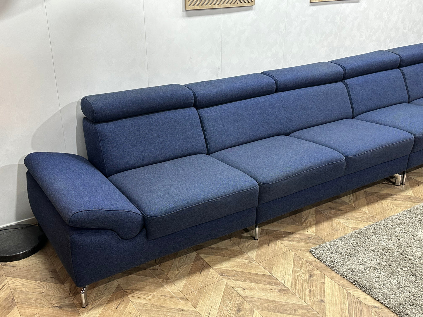 Montèl Blauwe Rechte Bank Inc Hocker ~ Verstelbare Arm/Hoofdsteunen