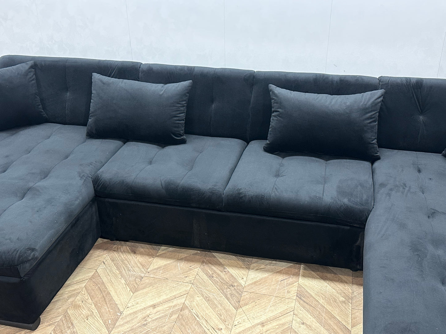 !Showroommodel! Zwart Velvet U Bank