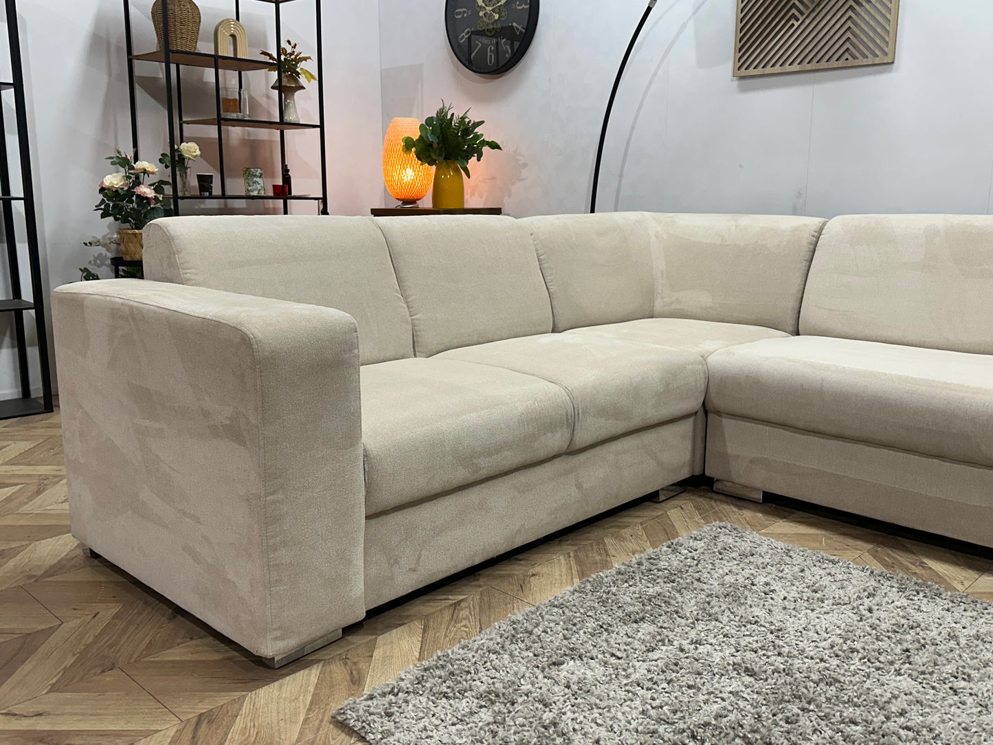 !Showroommodel! Crème Suède Stoffen Hoekbank