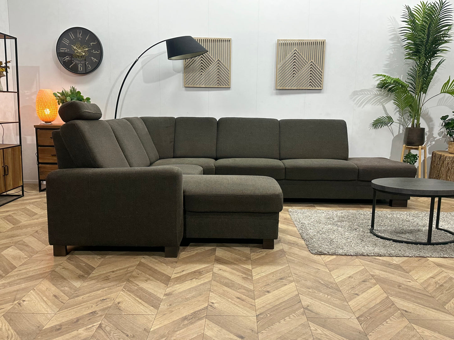 Bruine U Bank ~ Vaste Kussens