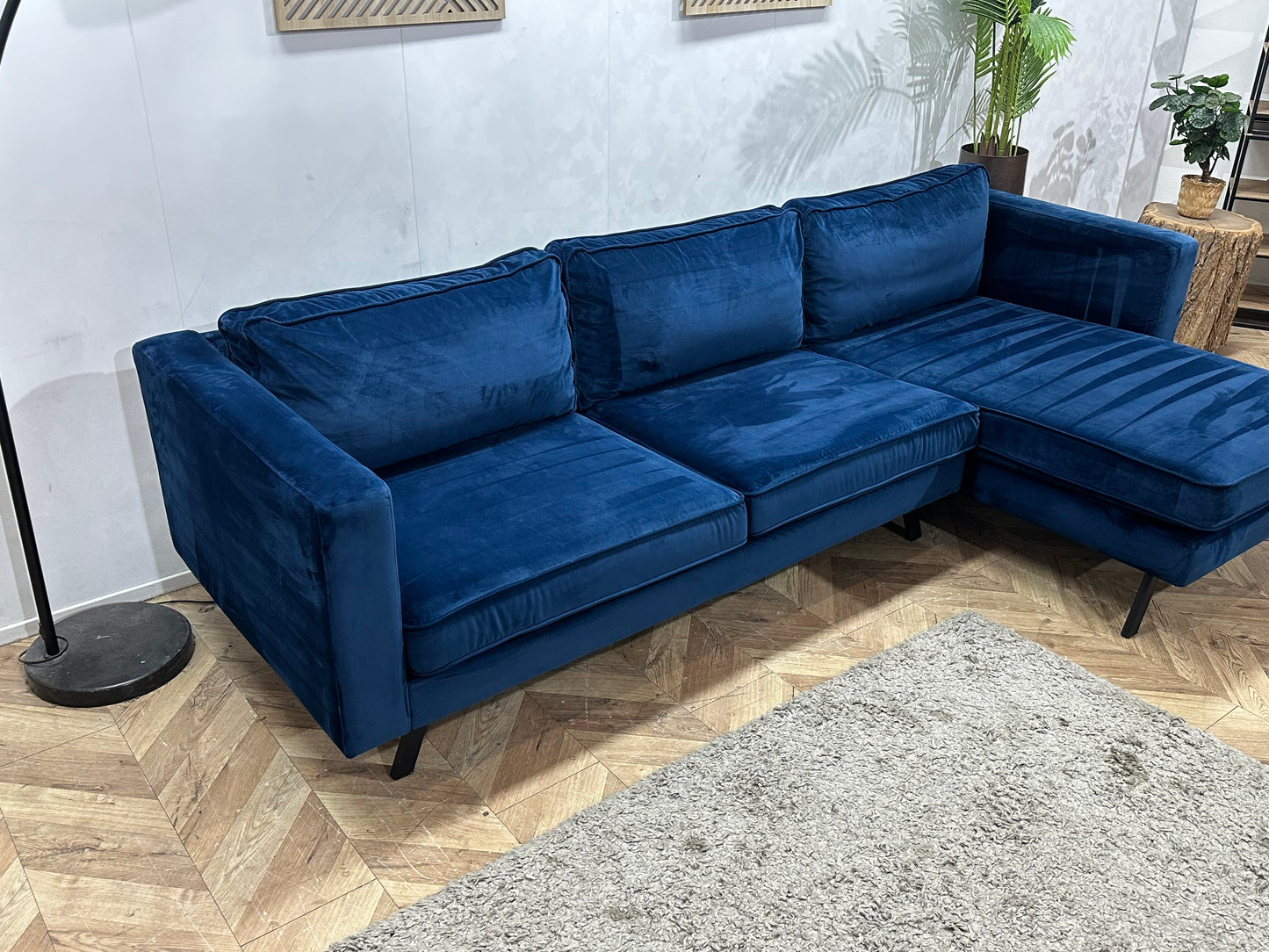 Blauwe Velvet Hoekbank ~ Losse Kussens Met Afneembare Hoezen