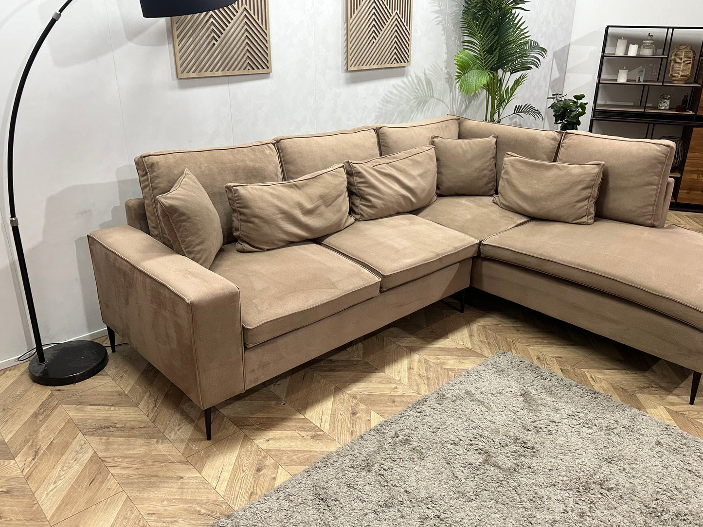 Licht Bruine Velvet Hoekbank ~ Losse Kussens Met Afneembare Hoezen