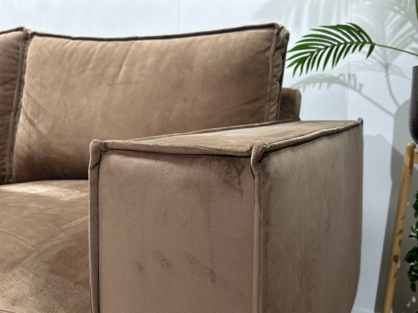 Bruine Ruime Velvet Hoekbank Inc Hocker ~ Losse Rugkussens Met Afneembare Hoezen