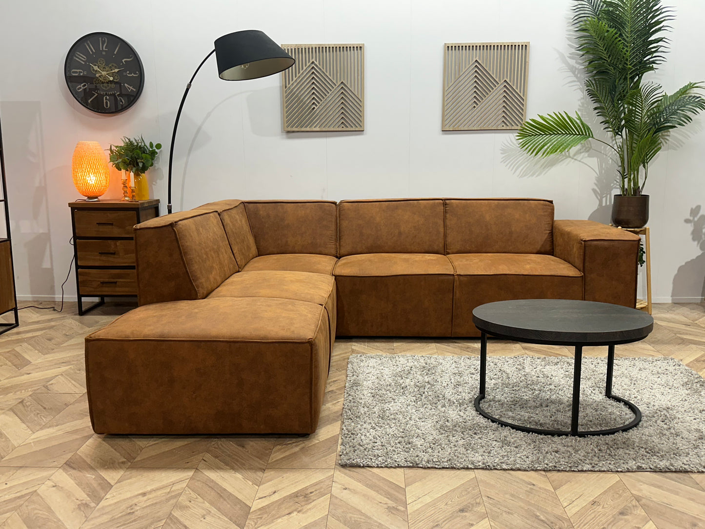 !Showroommodel! Cognac Bruine Suède Stoffen Hoekbank