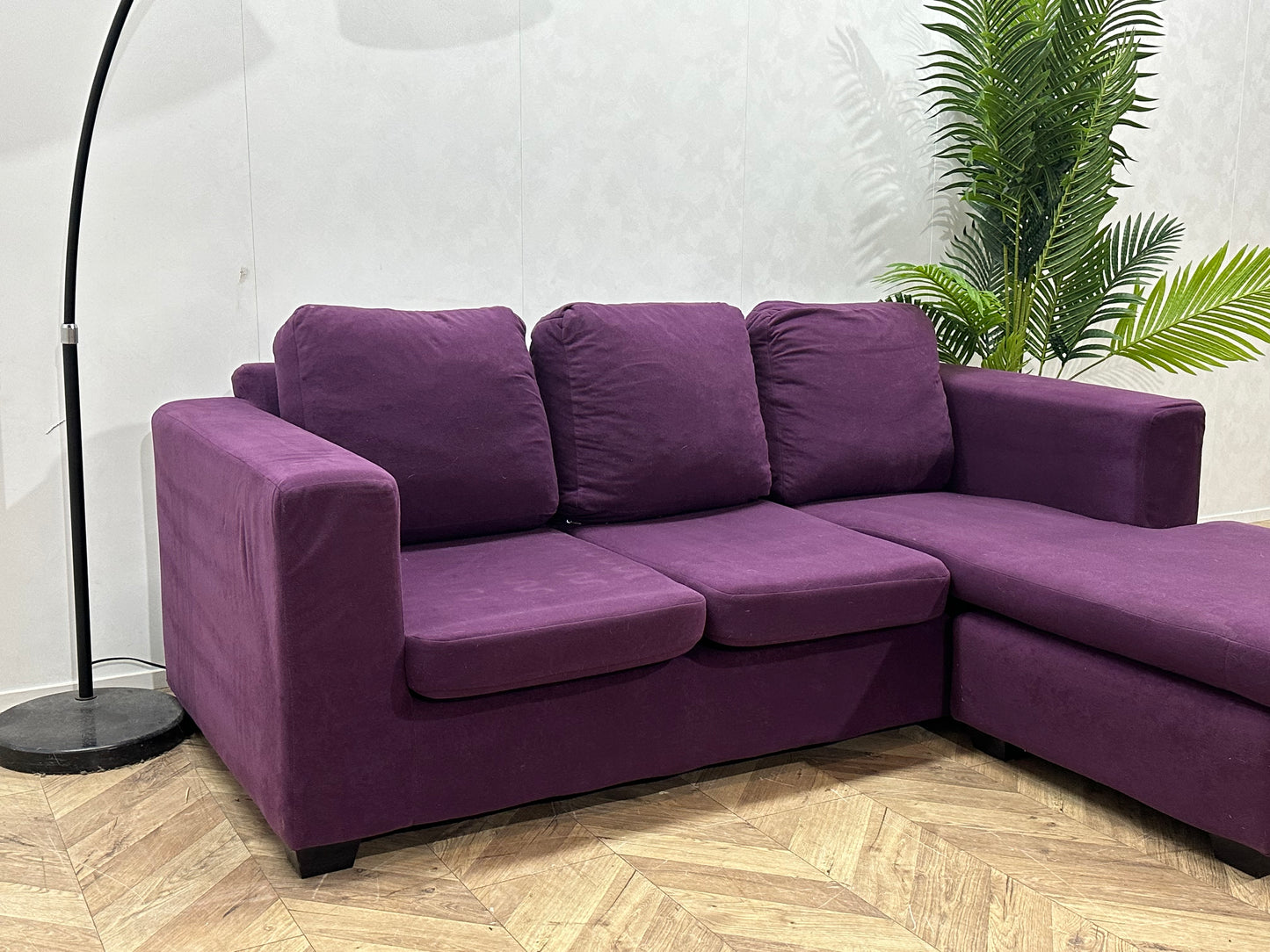 Paarse Hoekbank ~ Losse Kussens Met Afneembare Hoezen