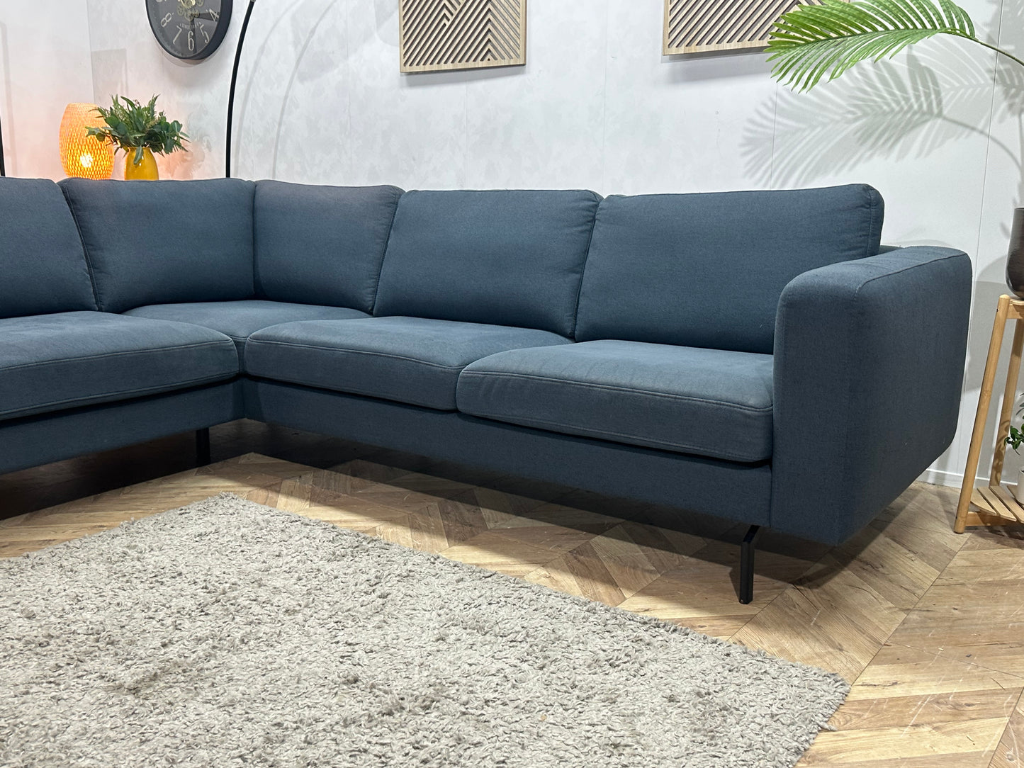 Blauwe Hoekbank ~ Losse Kussens Met Afneembare Hoezen