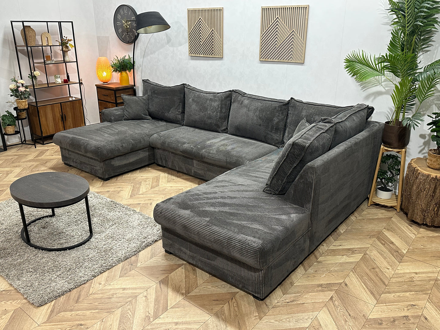 Grijze Ribstof U Bank ~ Losse Rugkussens Met Afneembare Hoezen