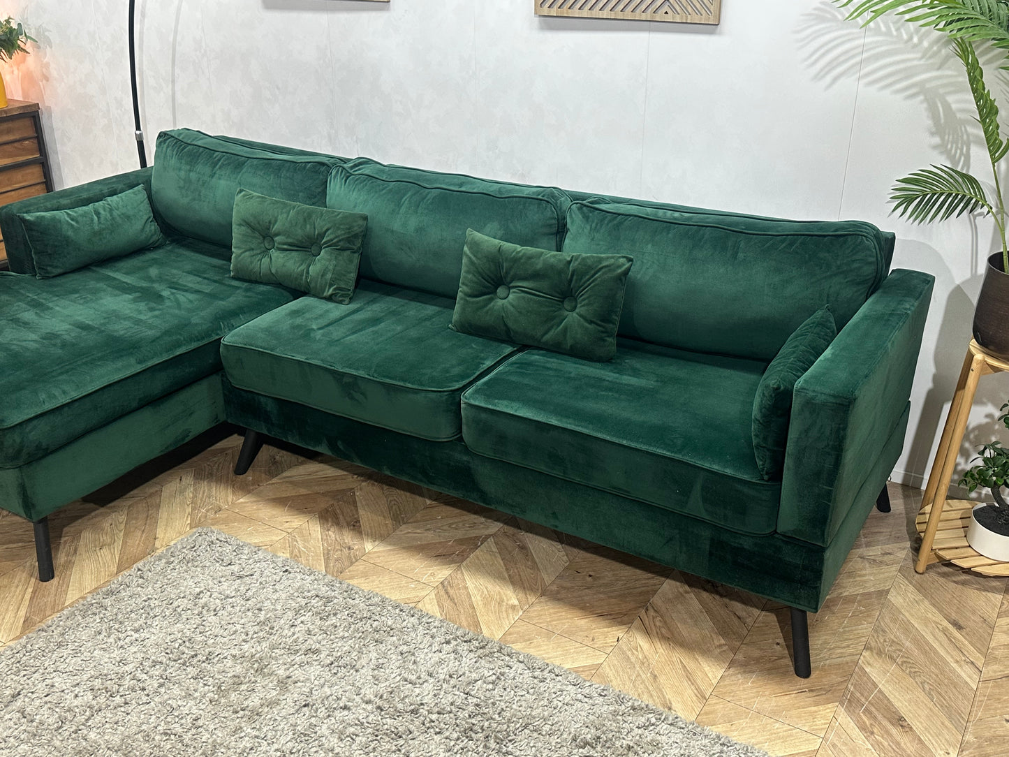 Groene Velvet Hoekbank ~ Losse Kussens Met Afneembare Hoezen