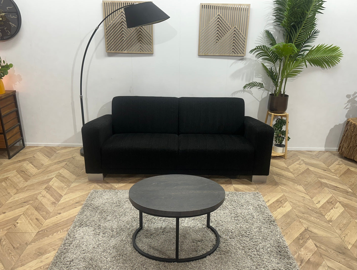 InHouse Zwarte 2.5-Zits Bank ~ Vaste Kussens