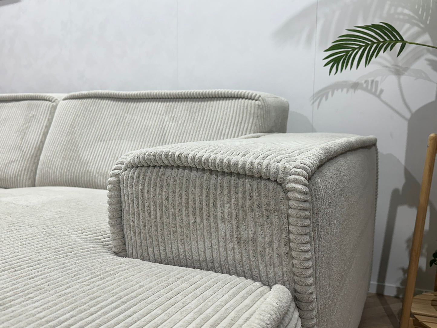 !Showroommodel! Witte Ribstof Hoekbank