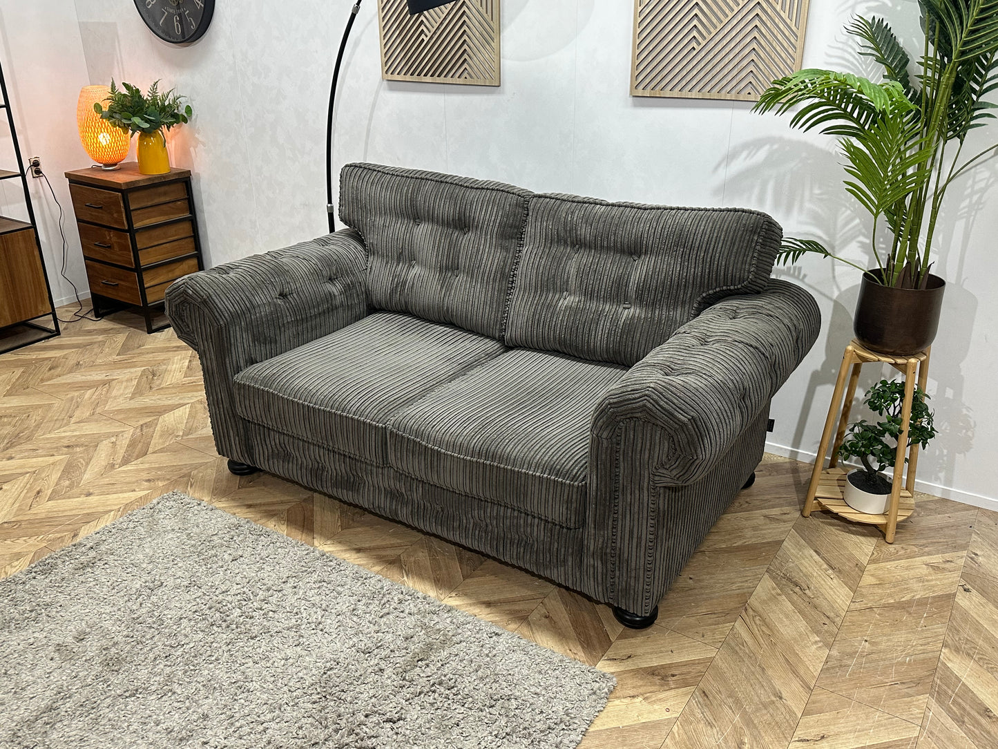 UrbanSofa Antraciet Ribstof 2.5-Zits Bank ~ Losse Kussens Met Afneembare Hoezen