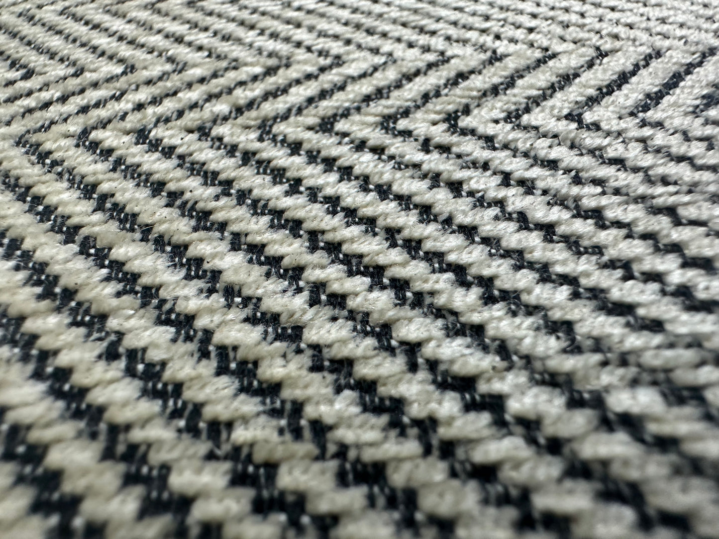 Crème 2-Zits Bank ~ Losse Kussens Met Afneembare Hoezen